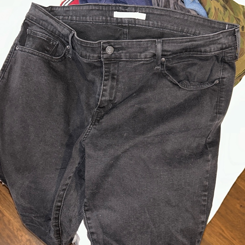 Black levi skinny jeans